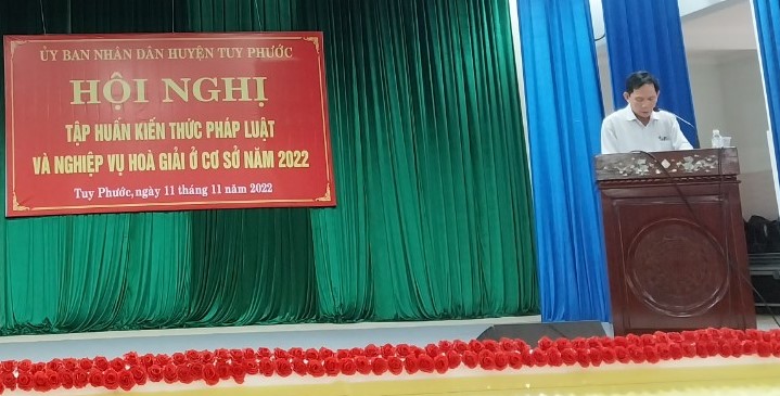 Đồng chí Nguyễn Ngọc Xuân – Phó Chủ tịch Thường trực UBND huyện phát biểu khai mạc Hội nghị