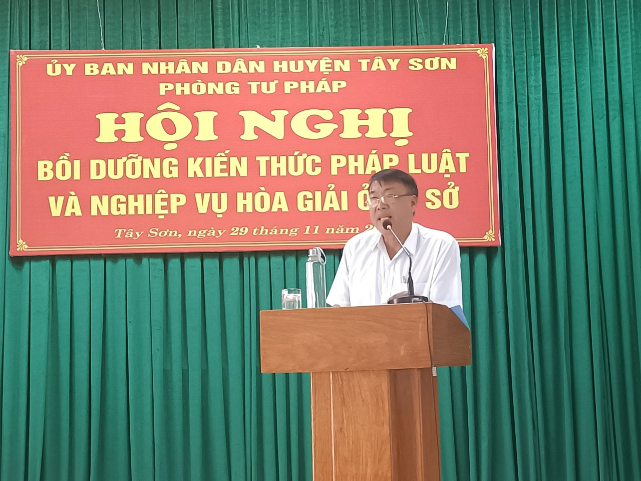 HỘI NGHỊ BỒI DƯỠNG KIẾN THỨC PHÁP LUẬT VÀ NGHIỆP VỤ HÒA GIẢI Ở CƠ SỞ