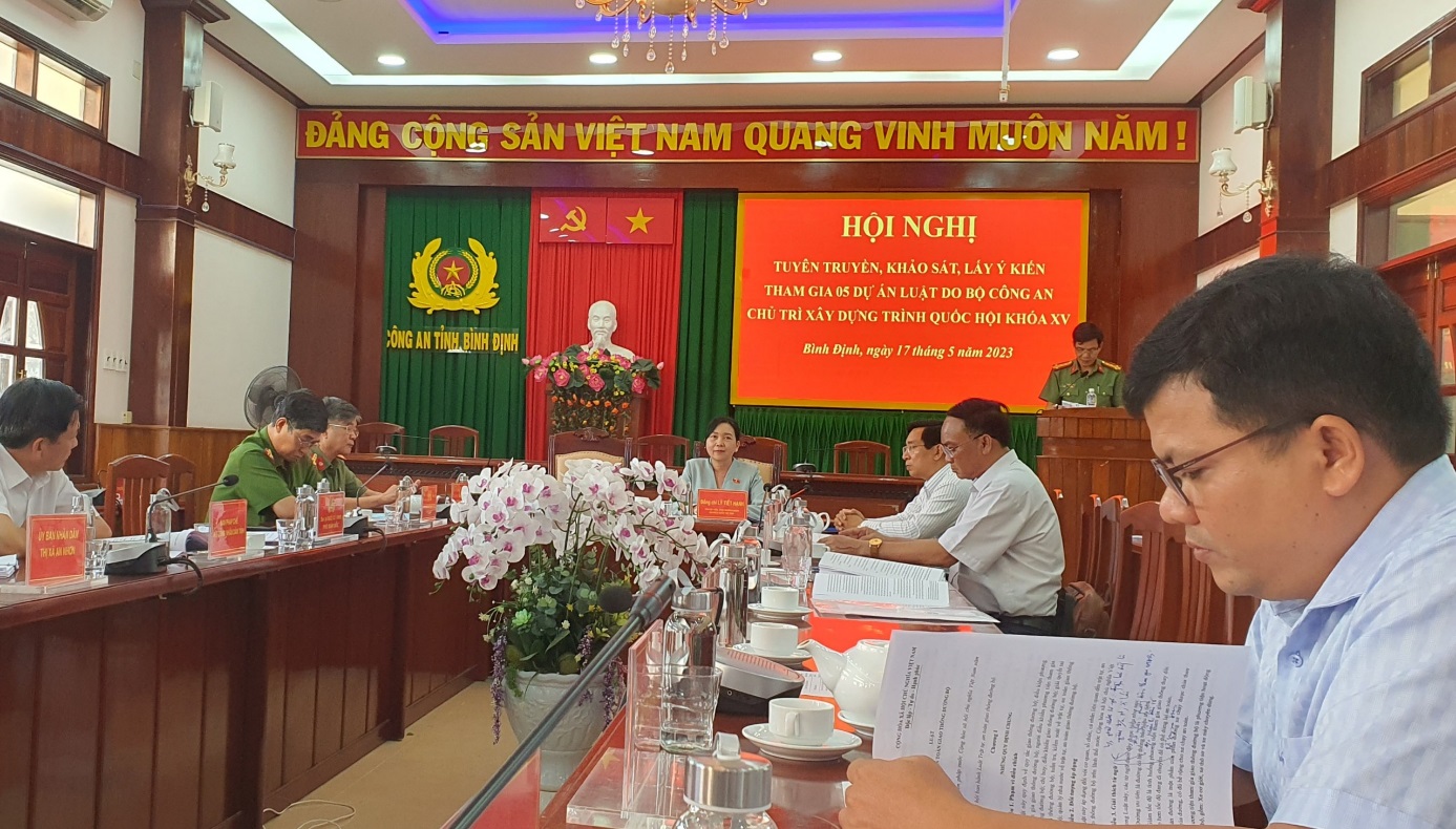 Quang cảnh hội nghị